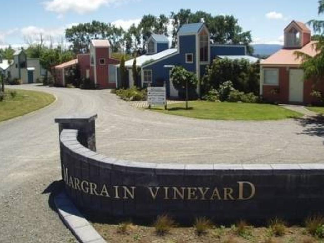 Margrain Vineyard Villas マーティンボロ エクステリア 写真
